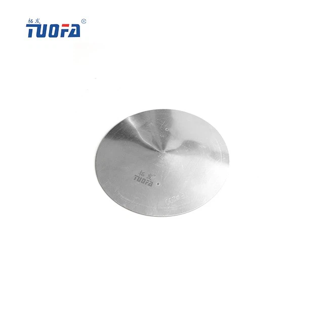 Pole Cap With Steel Nails